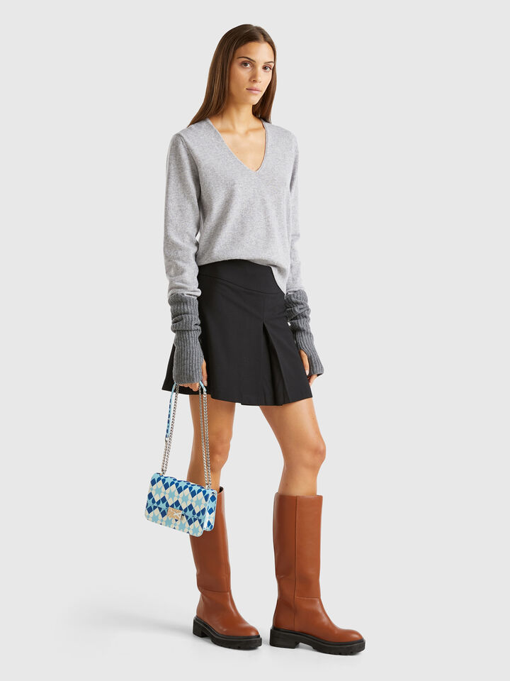 V NECK SWEATER L/S Women image number 3